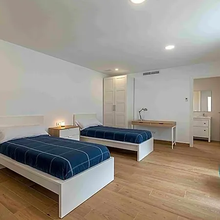Residencia Demar *